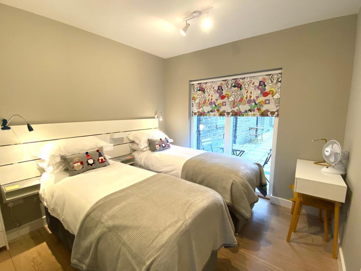 The Lodge At Muir Estate Thornhill  エクステリア 写真